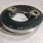 轻量化双齿轮回转驱动解决方案简析